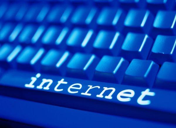 ФСБ РФ блокирует интернет-трафик в зоне АТО — Стець