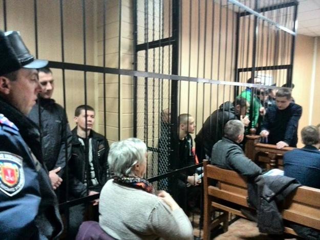 У Одесі один з підсудних по справі 2 травня перерізав собі вени