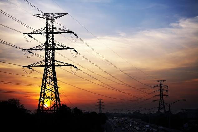 Подача української електроенергії до Криму може бути відновлена до кінця року — Чубаров