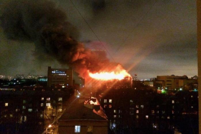 В Москве потушили крупнейший за 25 лет пожар (ВИДЕО)