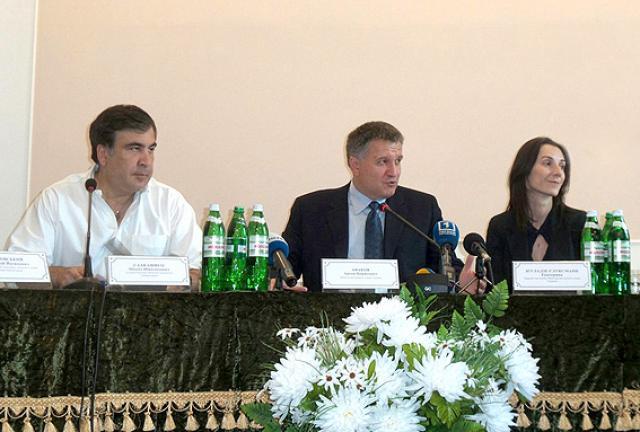 Аваков и Саакашвили устроили перепалку на заседании Совета реформ