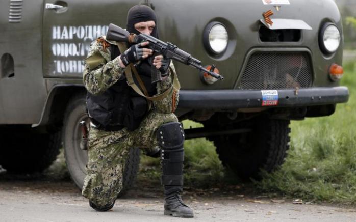 Сепаратисти за день здійснили 10 обстрілів — штаб АТО
