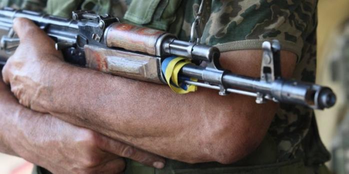 Позиции сил АТО на Донбассе сдают пособники боевиков из местных жителей — «ИС»