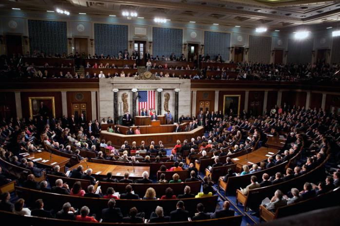 Конгресс США проголосовал за снятие эмбарго на экспорт нефти