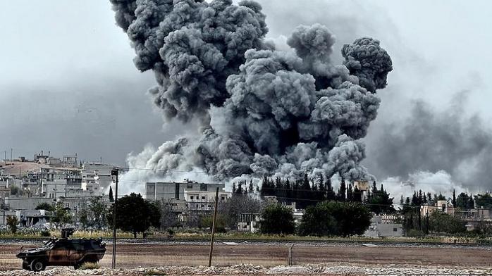 Российская авиация разбомбила город сирийской оппозиции: десятки погибших — СМИ