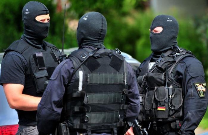 Спецслужбы Германии вышли на новый след парижских террористов — СМИ