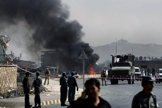 В Афганістані смертник влаштував вибух біля аеропорту: 1 загиблий, 31 поранений