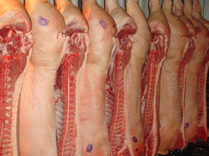 Україна дозволила ввезення яловичини і свинини з Канади
