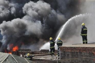 У Китаї внаслідок вибуху на заводі загинули п’ятеро осіб (ФОТО)