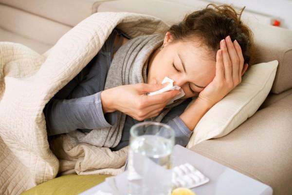 В Киеве все больше людей болеют гриппом и ОРВИ