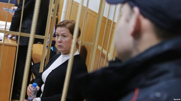 Суд продлил домашний арест директору Библиотеки украинской литературы