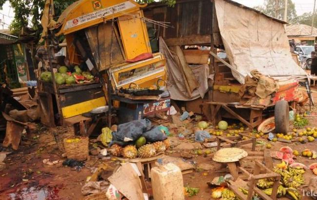 Смертницы взорвали на рынке в Нигерии 12 человек