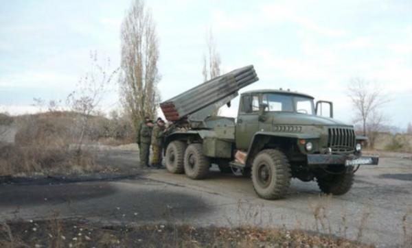 Под Донецк стянуты вражеские танки и «Грады» — разведка