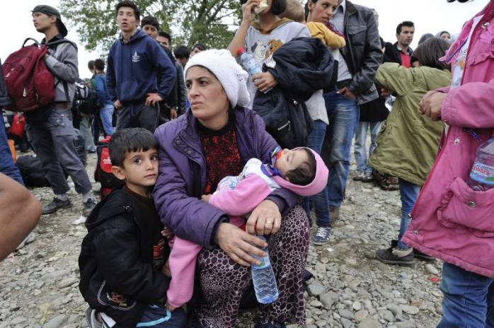ООН: Діти та жінки складають більше половини мігрантів до Європи
