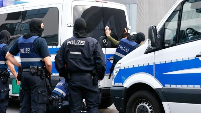 В Германии правоохранители провели облаву на террористов