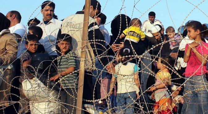 ООН призывает Турцию открыть границу для сирийских беженцев