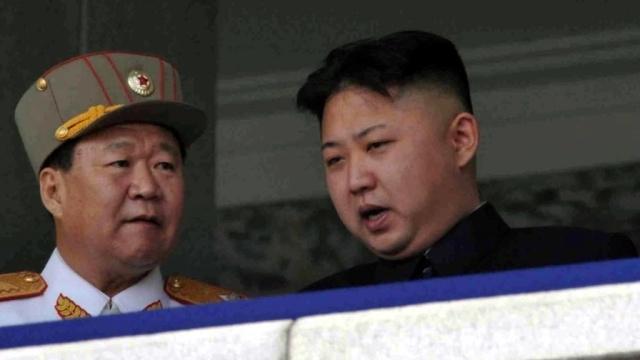 СМИ сообщили о казни главы Генштаба армии КНДР