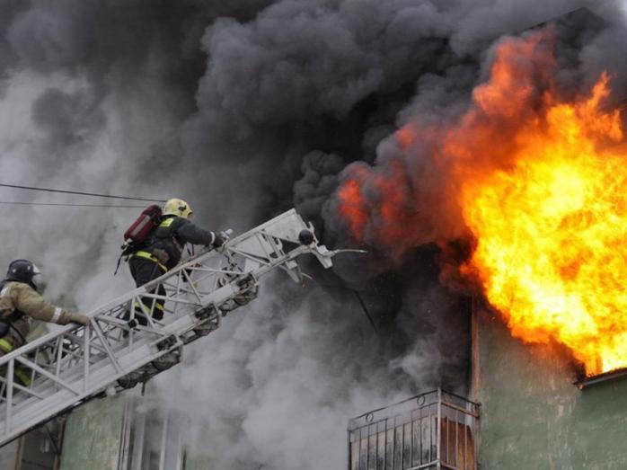 Во Львове горело общежитие, в больницу попали 10 студентов