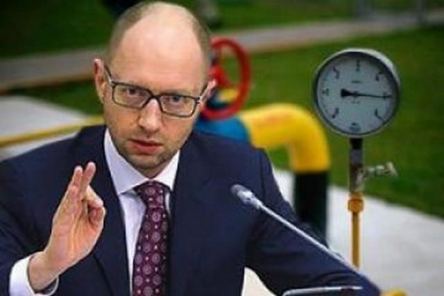 Украина завершит отопительный сезон без российского газа — Яценюк