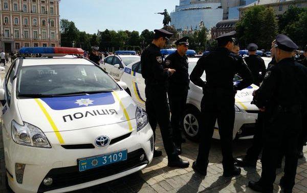 В Киеве полиция усиливает меры безопасности из-за угрозы терактов