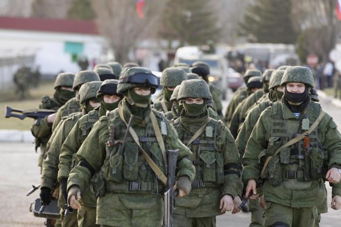Российские военные обстреляли подконтрольный боевикам Луганск — разведка