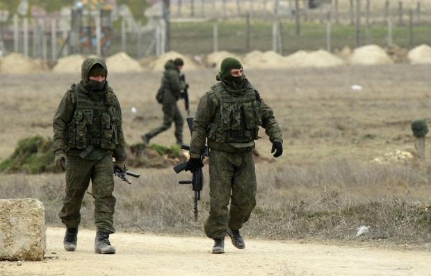 Разведка: Возле украинской границы находится до 8 тыс. военных РФ
