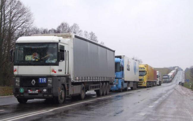 РФ просит Украину снять ограничение на въезд грузовиков