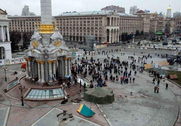 «Революціонери» на Майдані заплуталися у вимогах