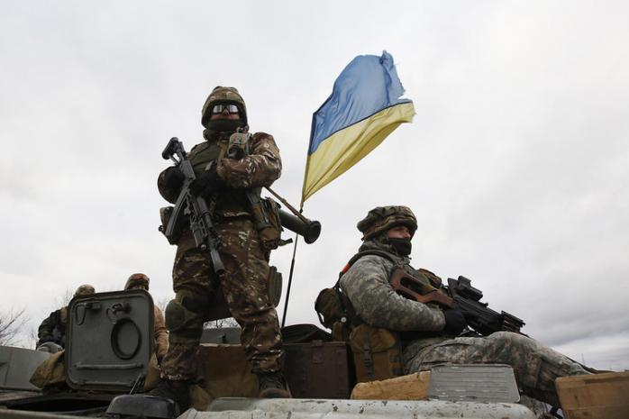 За сутки на Донбассе ранены 13 украинских бойцов
