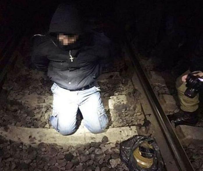 У Харківській області колишній міліціонер хотів підірвати пасажирський поїзд (ФОТО)