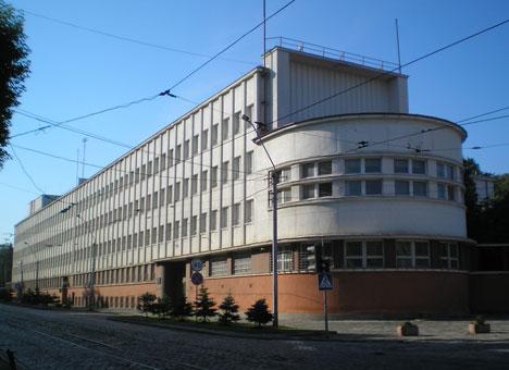 У Львові невідомі підкинули саморобну бомбу під будівлю СБУ