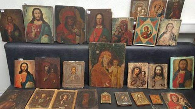 Житель Західної Європи намагався вивезти з України старовинні ікони