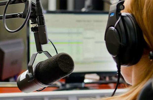 В Украине начало вещание военное радио «Армия FM»