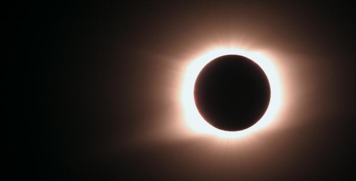 9 березня відбудеться повне сонячне затемнення