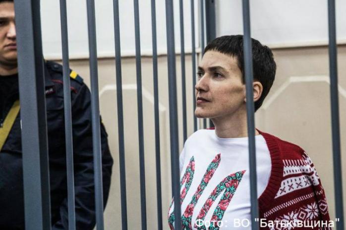 Сестра та мама Савченко пікетуватимуть СІЗО з вимогою впустити до Надії лікарів