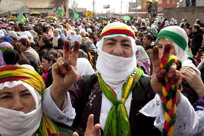 В курдских городах Турция ввела комендантский час