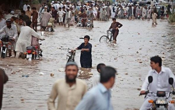 Жертвами дождей в Пакистане стали более 40 человек