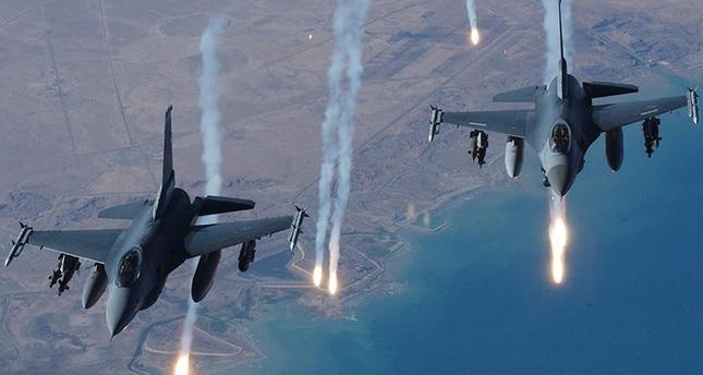 Турция нанесла авиаудары по позициям курдов в Ираке, в Стамбуле — АТО