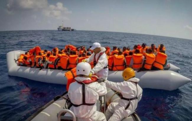 У берегов Ливии спасли почти 600 мигрантов