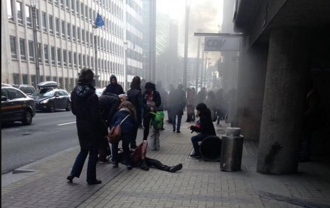 СМИ сообщили о взрыве в метро Брюсселя (ВИДЕО)
