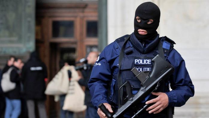 В Брюсселе эвакуировали королевский дворец и АЭС на границе с Германией — СМИ