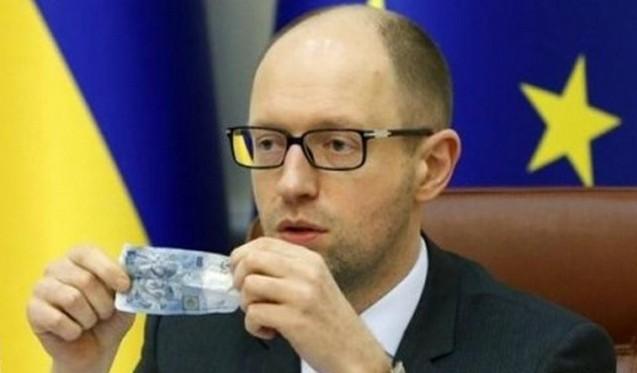 Украина за год сократила валовой внешний долг на 23,5 млрд долл. — Яценюк