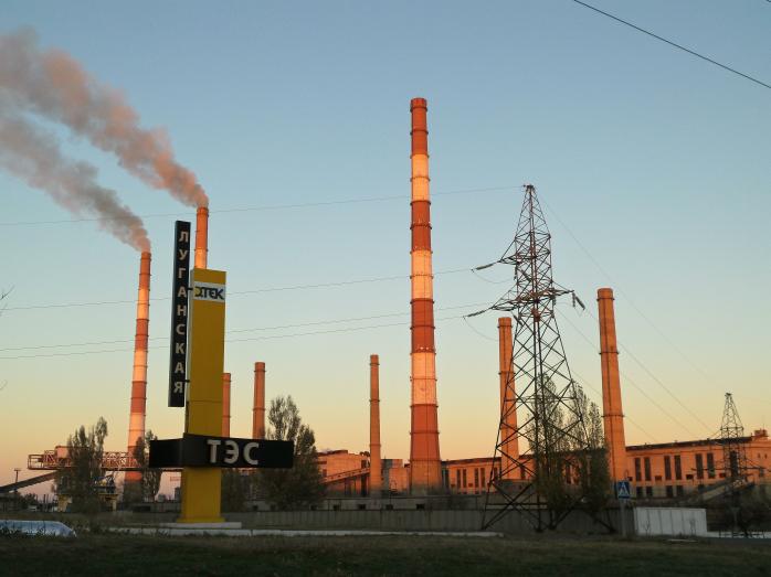 Треть Луганской области обесточена из-за аварии на ТЭС в Счастье