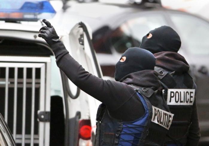 В Брюсселе начались полицейские спецоперации