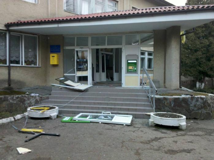 В Івано-Франківській області стався вибух у поліклініці (ФОТО)