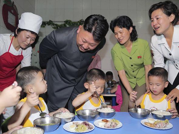 Громадян КНДР закликали сушити сухарі і готуватися до голоду