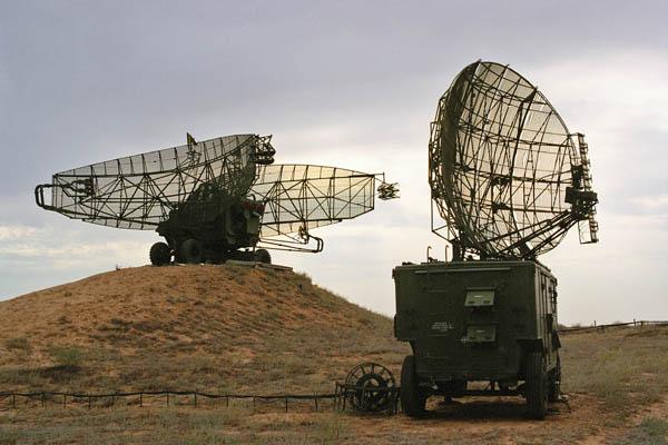 РФ використовує безпілотники і радіоелектронну розвідку поблизу Авдіївки і Ясинуватої