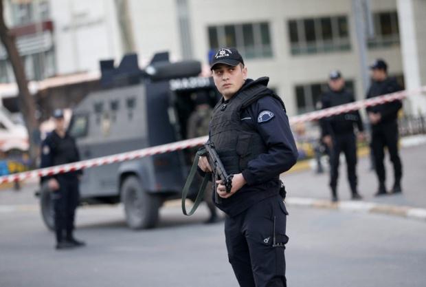В Турции задержали двух человек, подозреваемых в терроризме