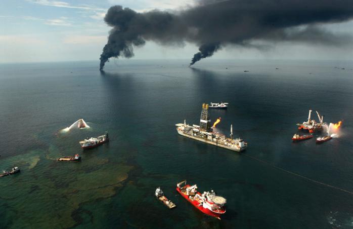 Разлив нефти в Мексиканском заливе обойдется British Petroleum в 18,7 млрд долл.