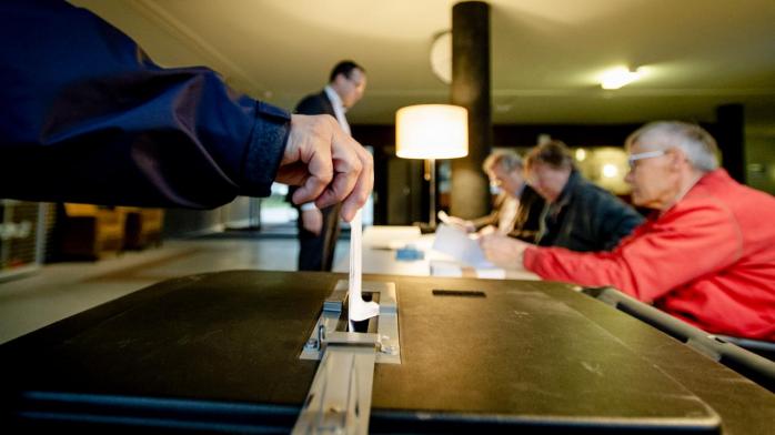 Экзит-пол референдума в Нидерландах: большинство проголосовало против договора с Украиной